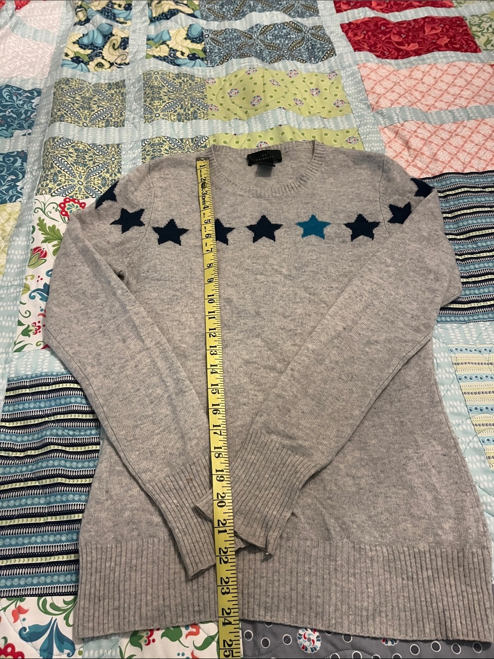 Women's Gray Crewneck Cashmere Sweater with Navy & Teal Star Trim